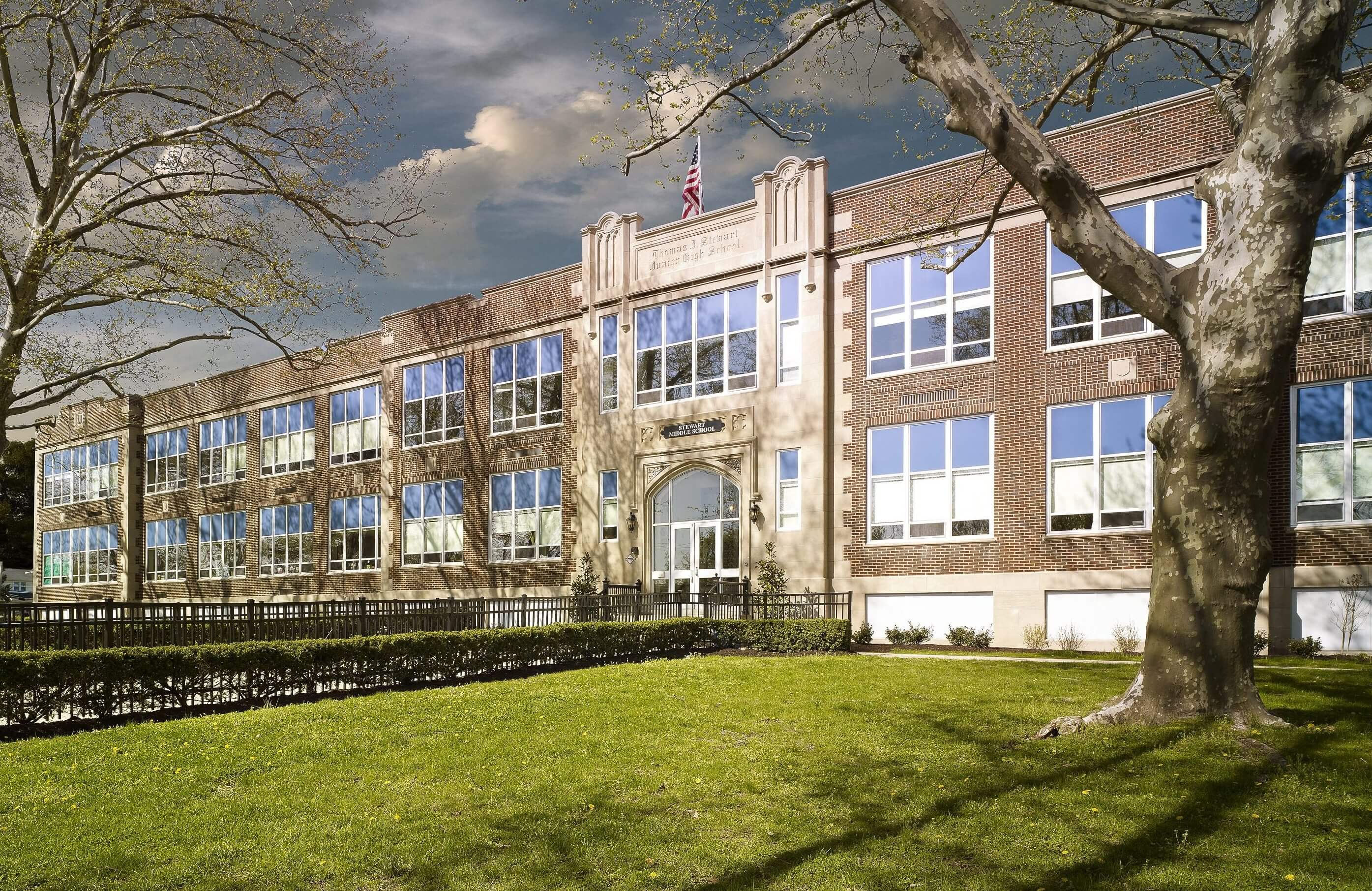 Stewart Middle School, Norristown, PA Graboyes Commercial Window and